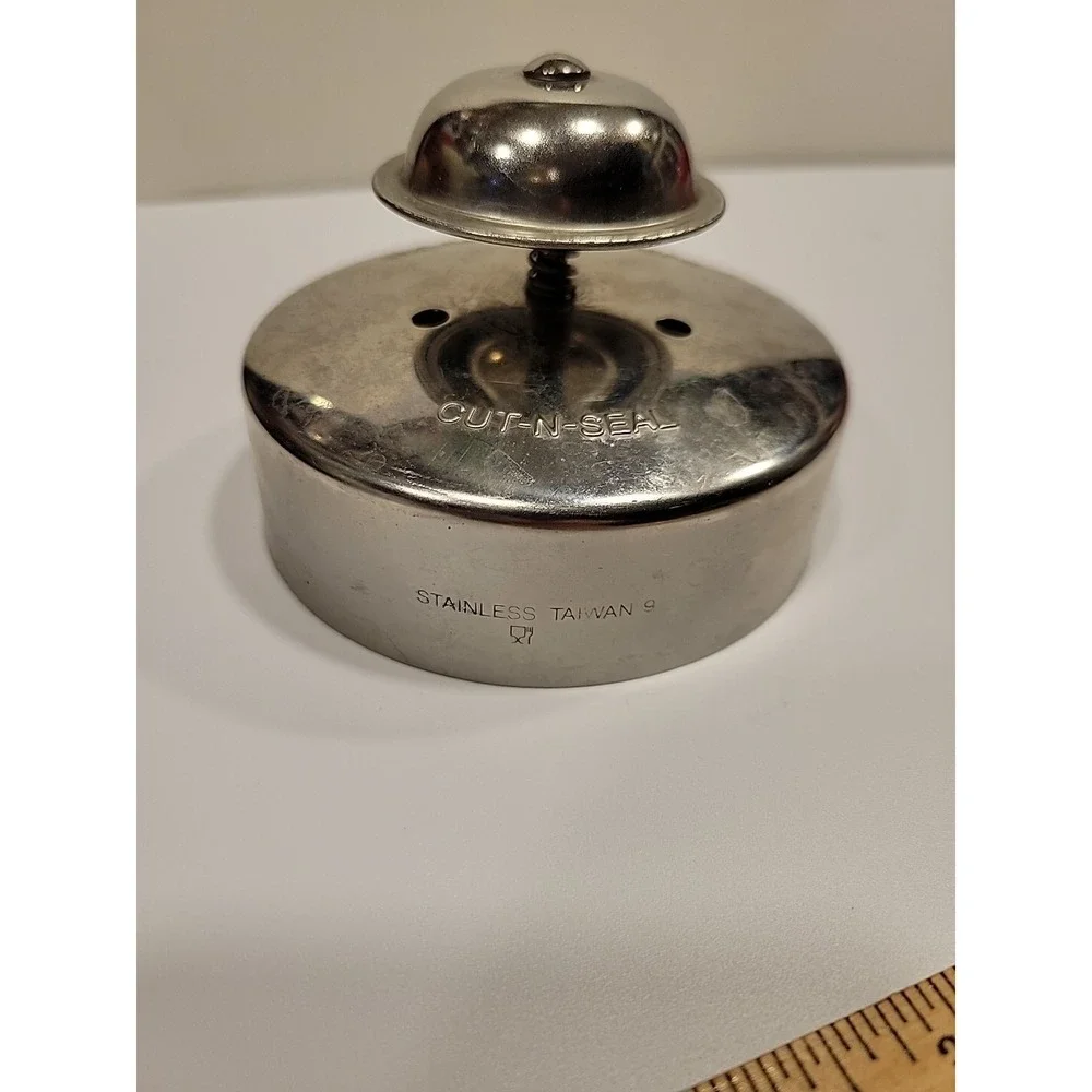 The‎ Pampered Chef Cut-N-Seal 3.5